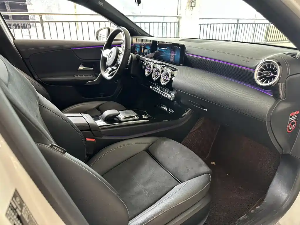 MERCEDES-BENZ A CLASS