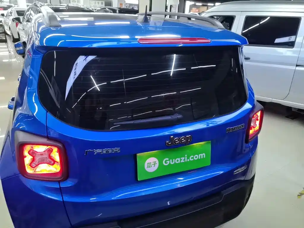 Jeep Renegade — миниатюра 6