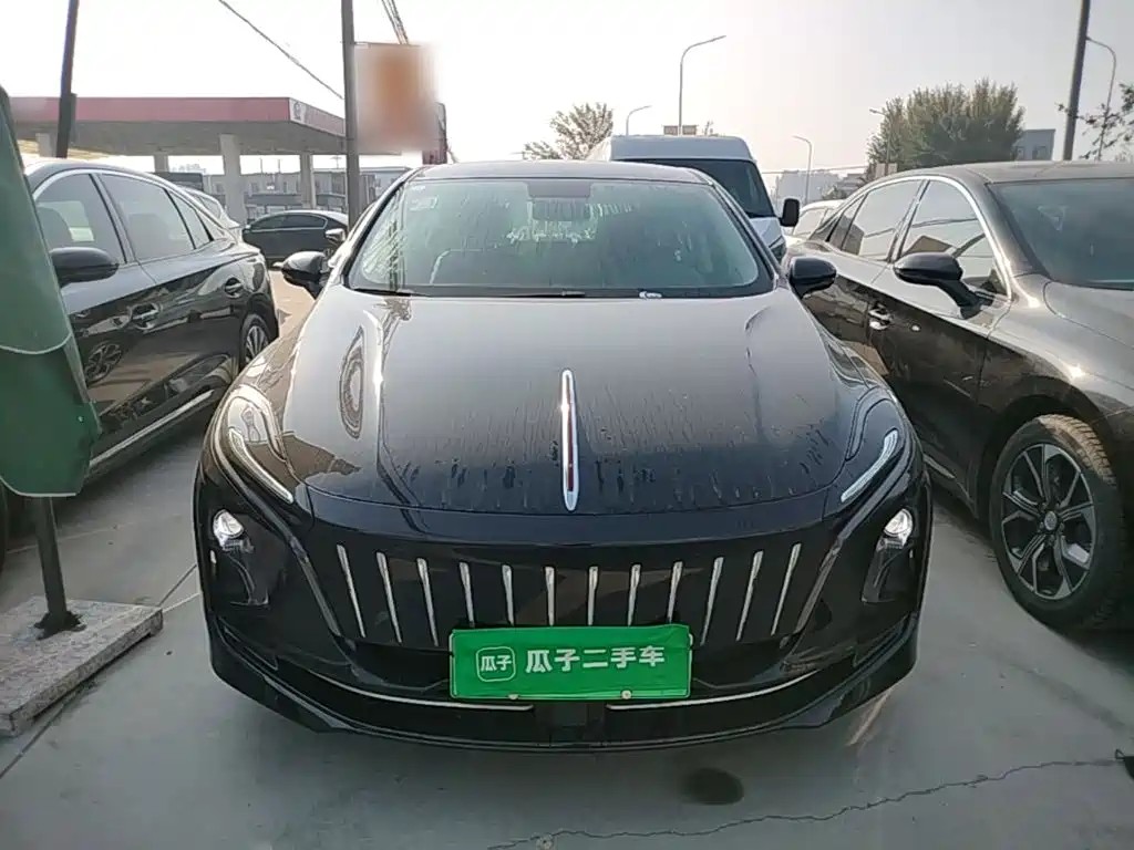 Hongqi Hongqi E-QM5 — миниатюра 3