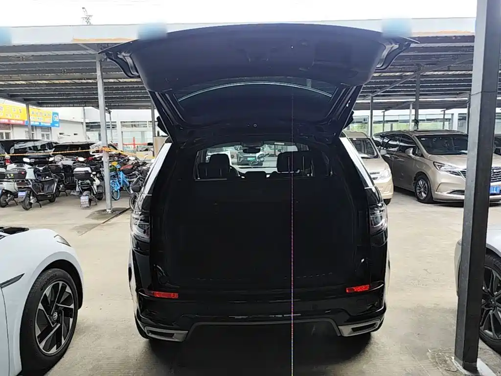 Land Rover Discovery Sport — миниатюра 19