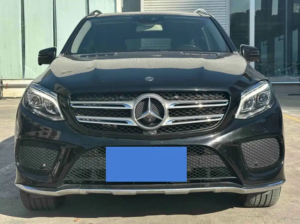 Mercedes-Benz GLE (Import) — миниатюра 2