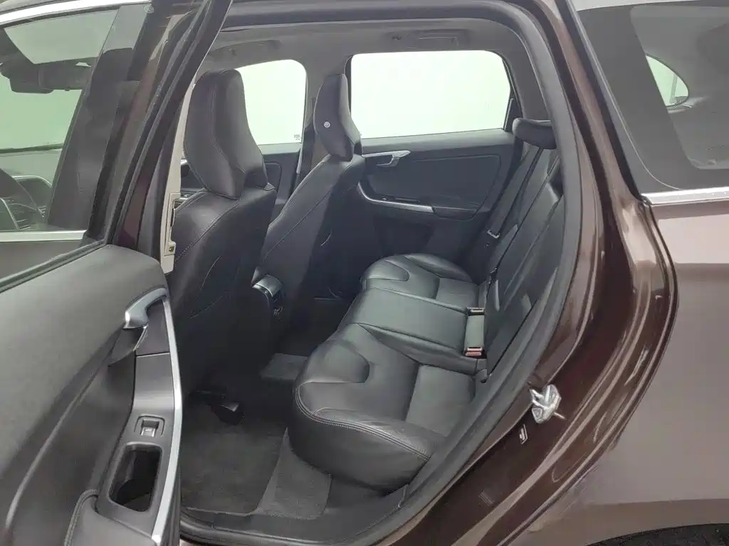Volvo XC60 — миниатюра 15