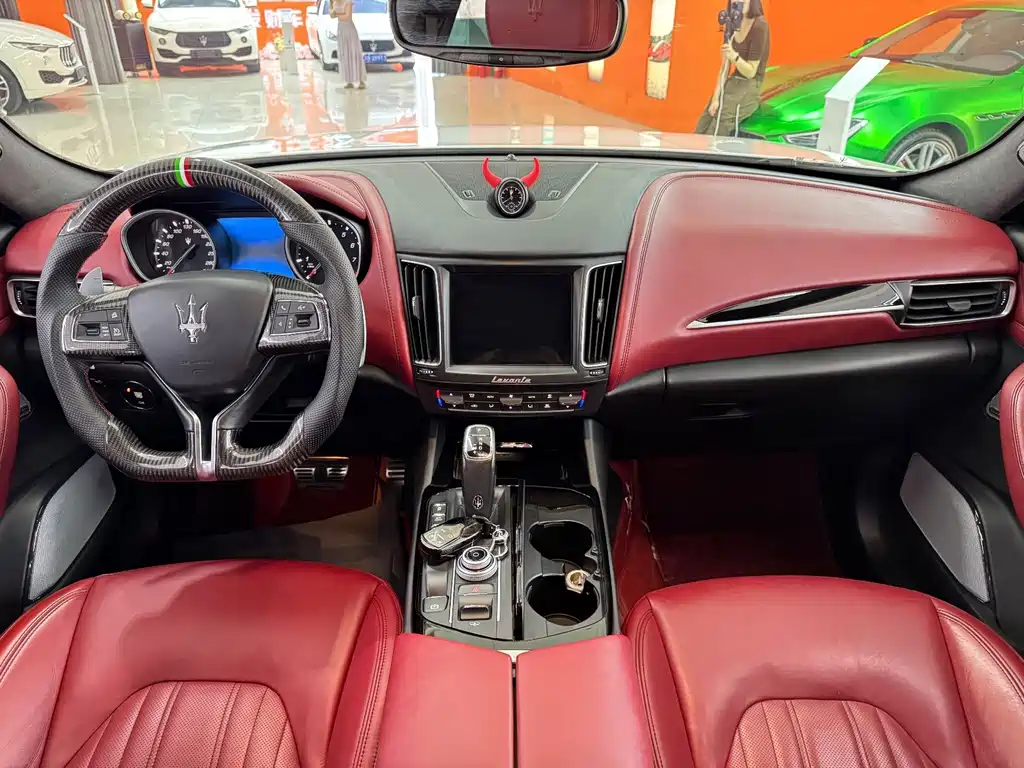 Maserati Levante — миниатюра 4