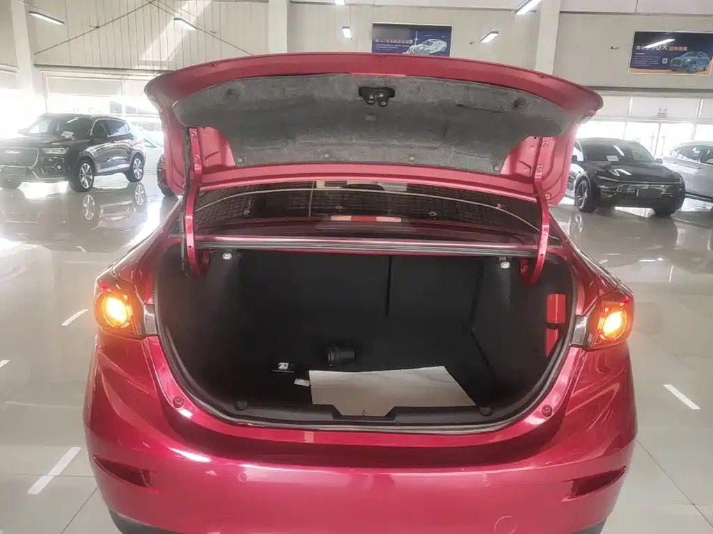 Mazda 3 Axela — миниатюра 19