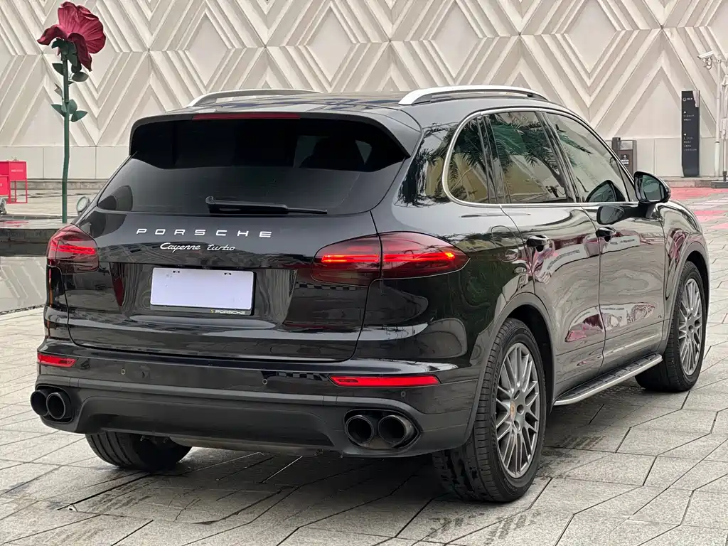 Porsche Cayenne 2015 Cayenne Turbo 4.8T