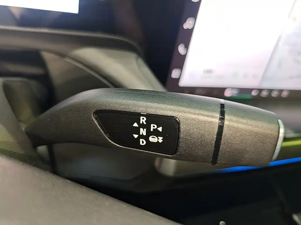 XPeng P7 — миниатюра 14
