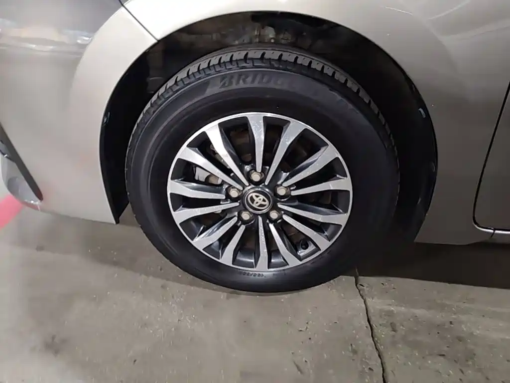 Toyota Corolla — миниатюра 23