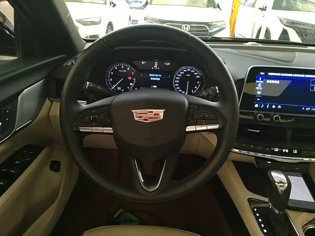 Cadillac CT4 — миниатюра 11
