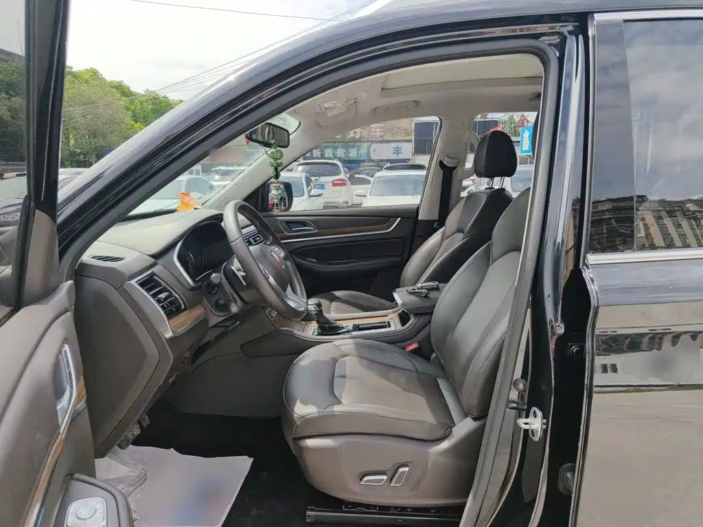 Roewe RX8 — миниатюра 15