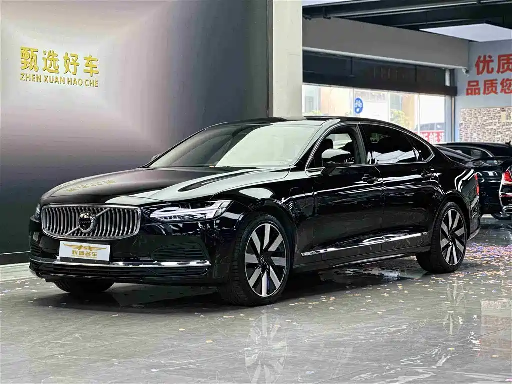 VOLVO S90 PLUG IN HYBRID