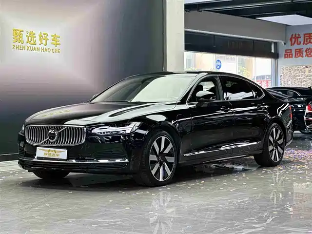 VOLVO S90 PLUG IN HYBRID 2024