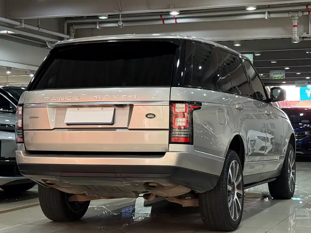 Land Rover Range Rover — миниатюра 19