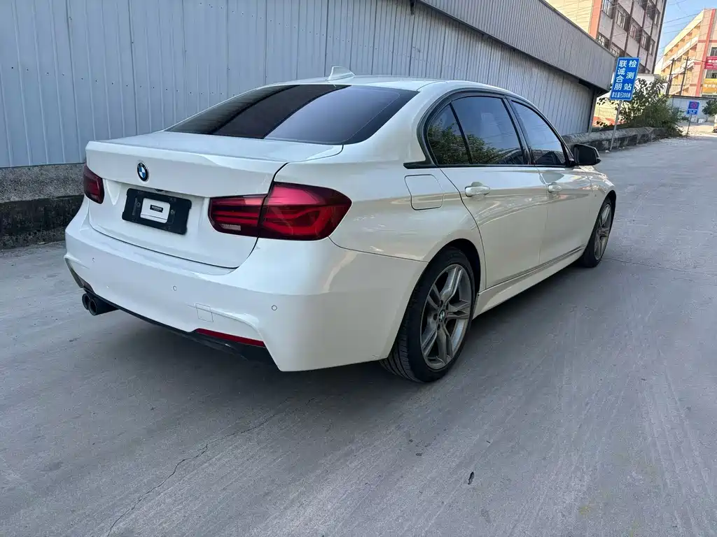 BMW 3 Series — миниатюра 9
