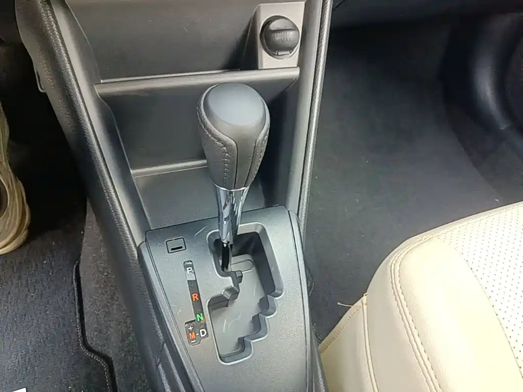 Toyota Yaris L — миниатюра 14