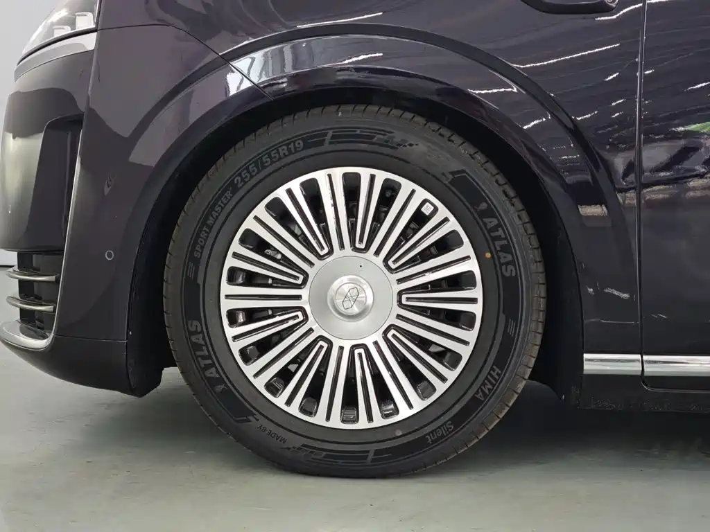 Zhijie 智界V9 — миниатюра 7