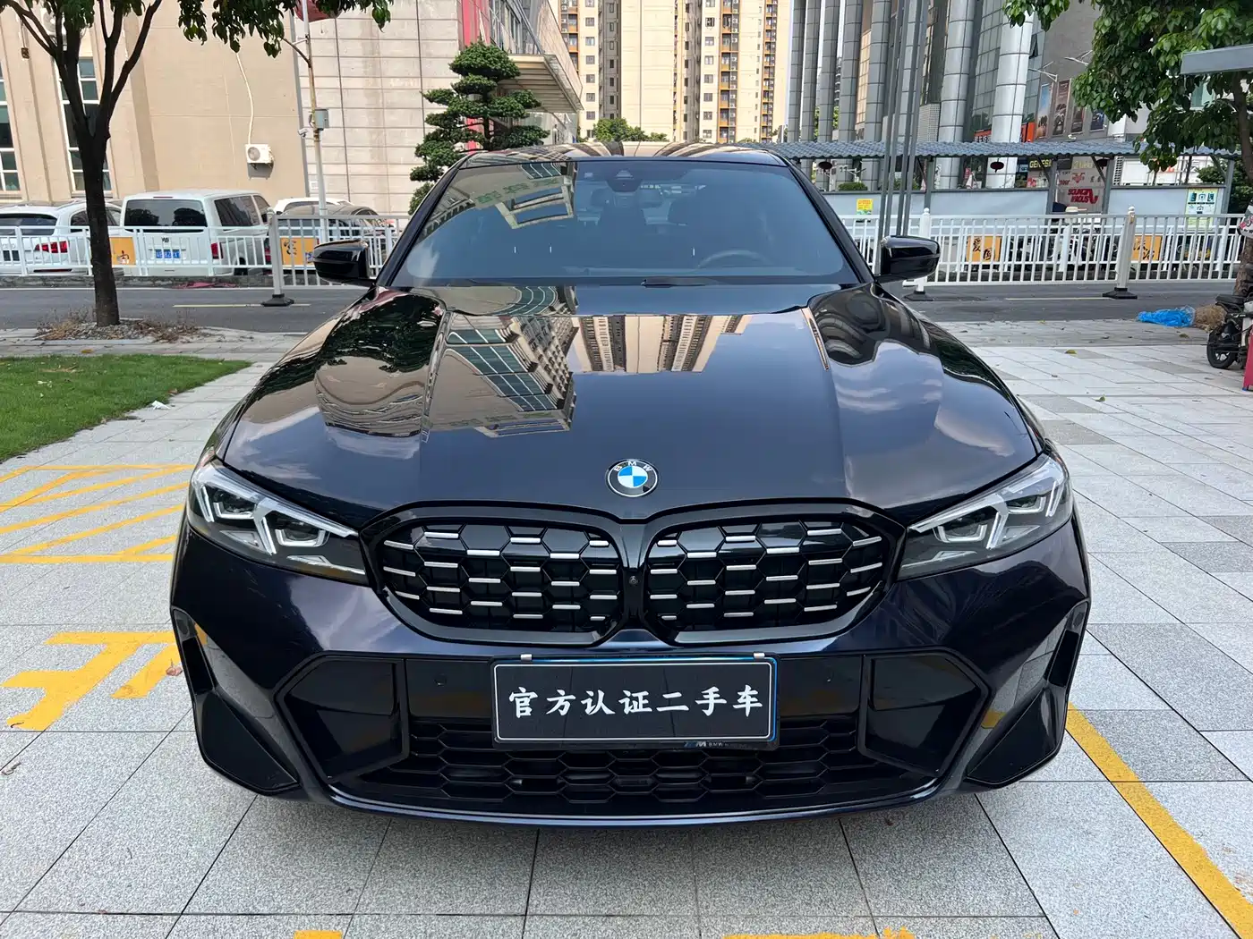 宝马3系 2023款 325i M运动曜夜套装 2023