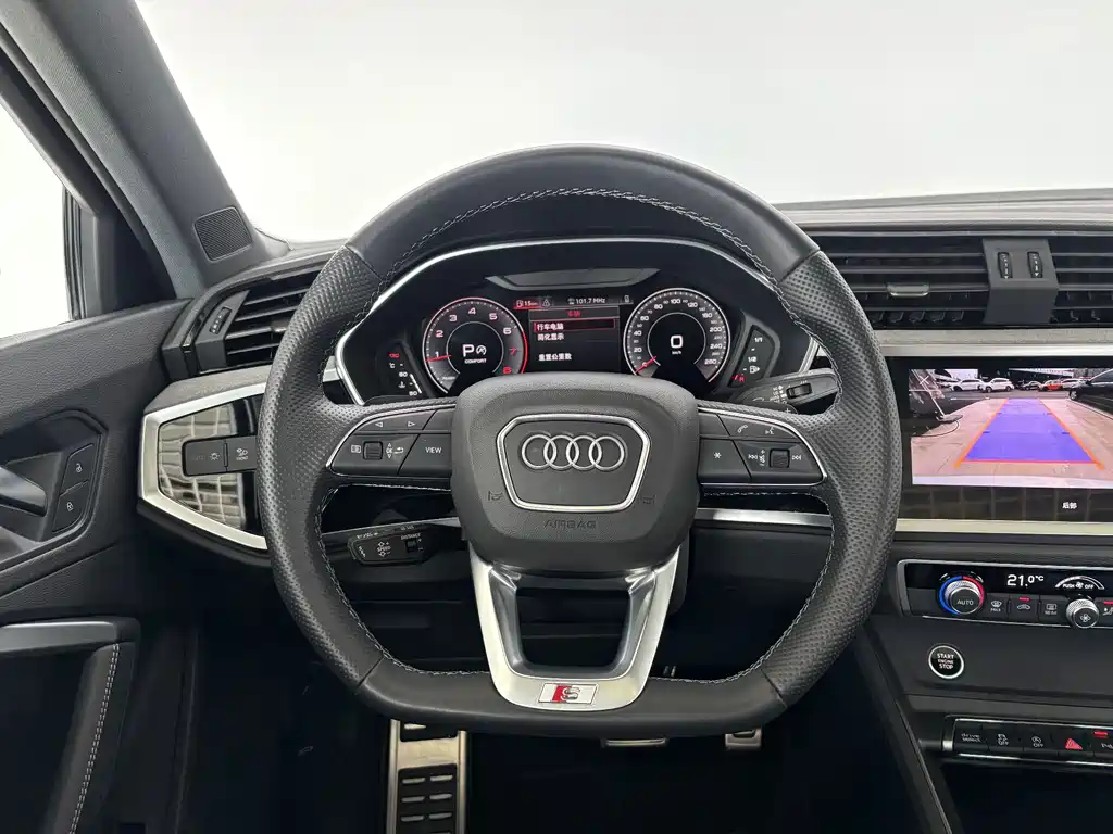 Audi Q3 Sportback — миниатюра 17