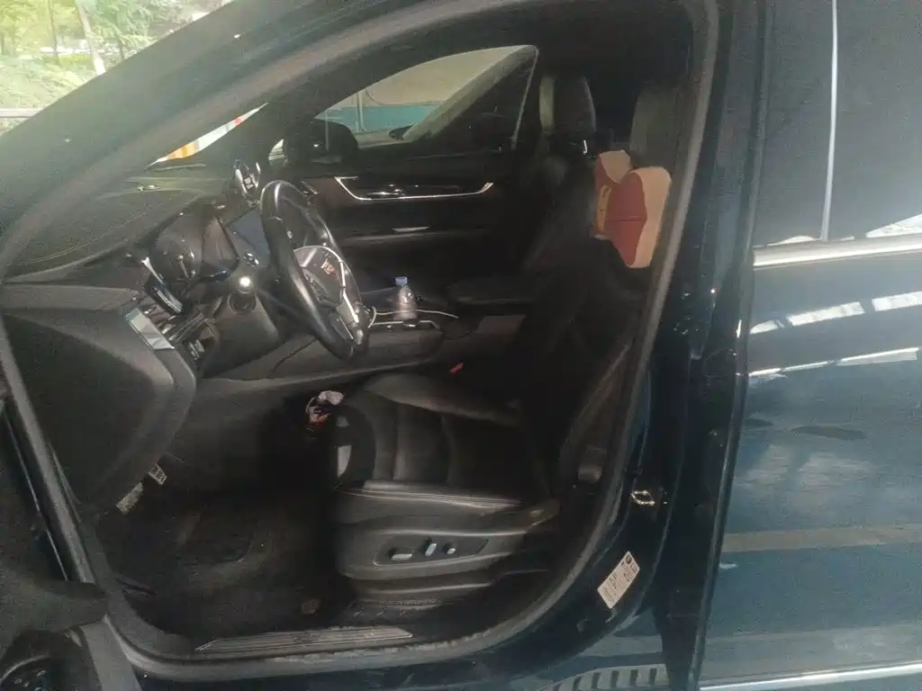Cadillac XT5 — миниатюра 16