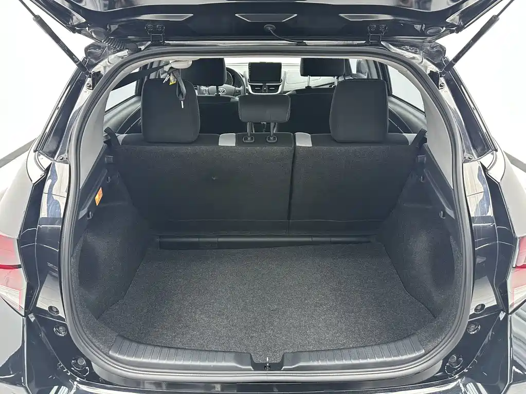Toyota Yaris L — миниатюра 16