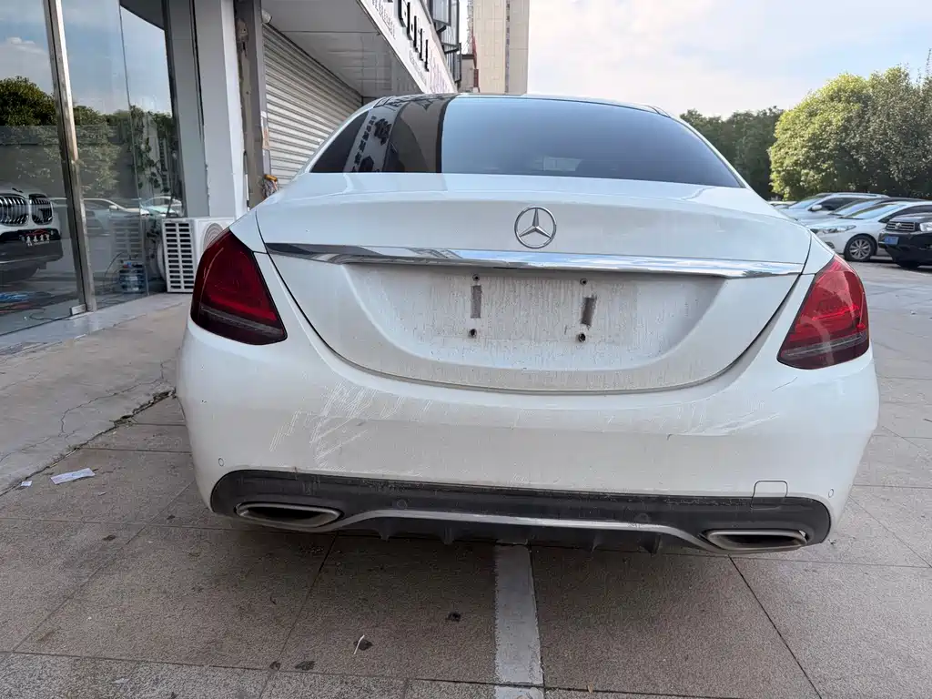 Mercedes-Benz C-Class — миниатюра 5