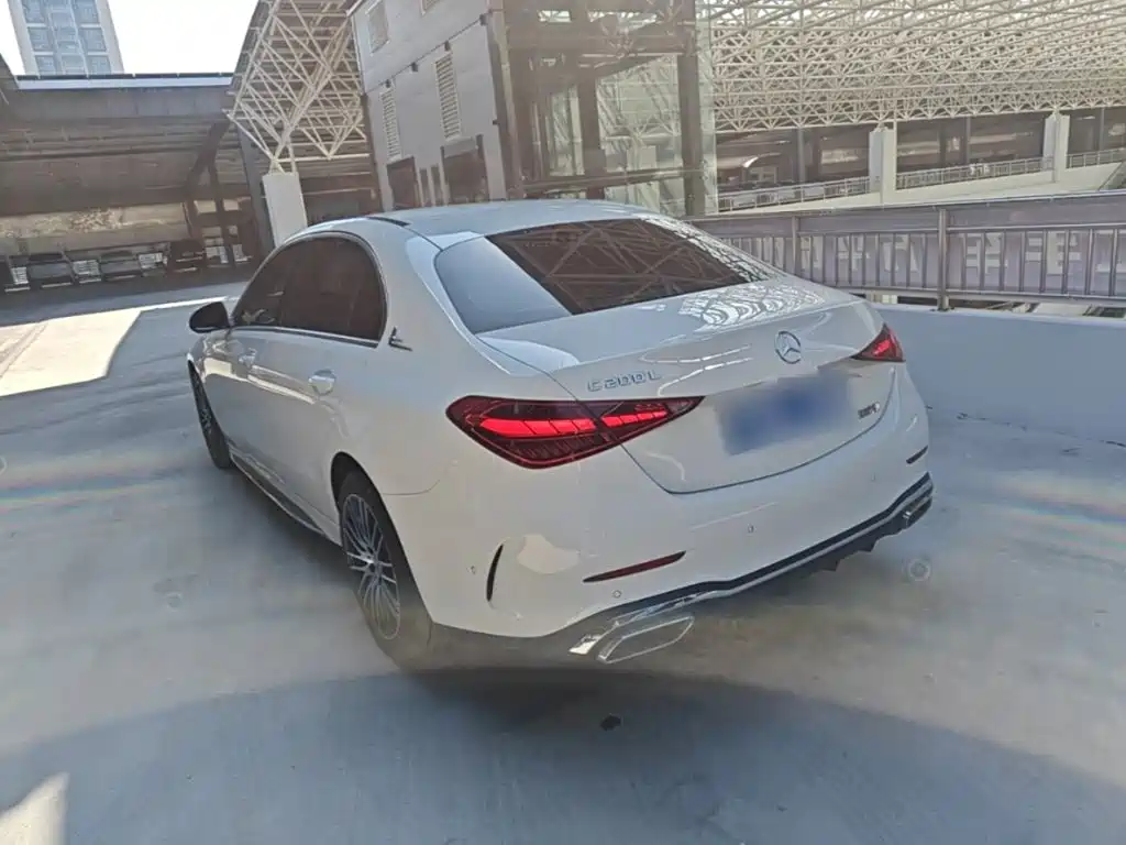 Mercedes-Benz C-Class — миниатюра 5