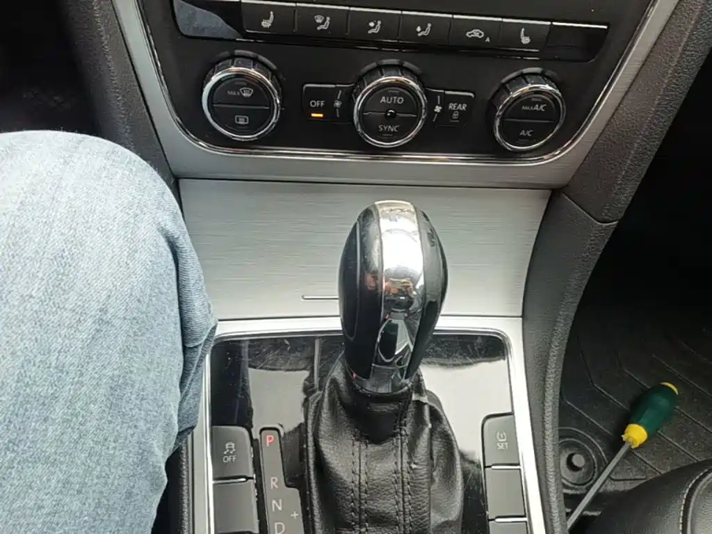 Volkswagen Passat — миниатюра 14