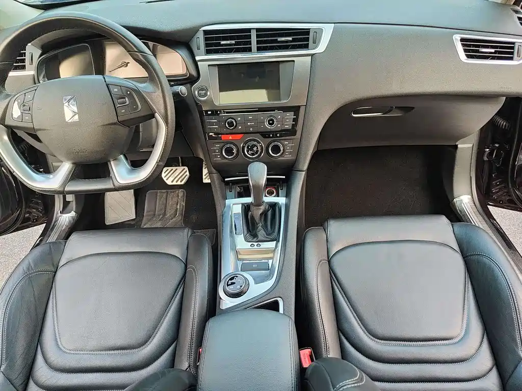 DS 6 1.6T Luxury Edition THP160, фото 7