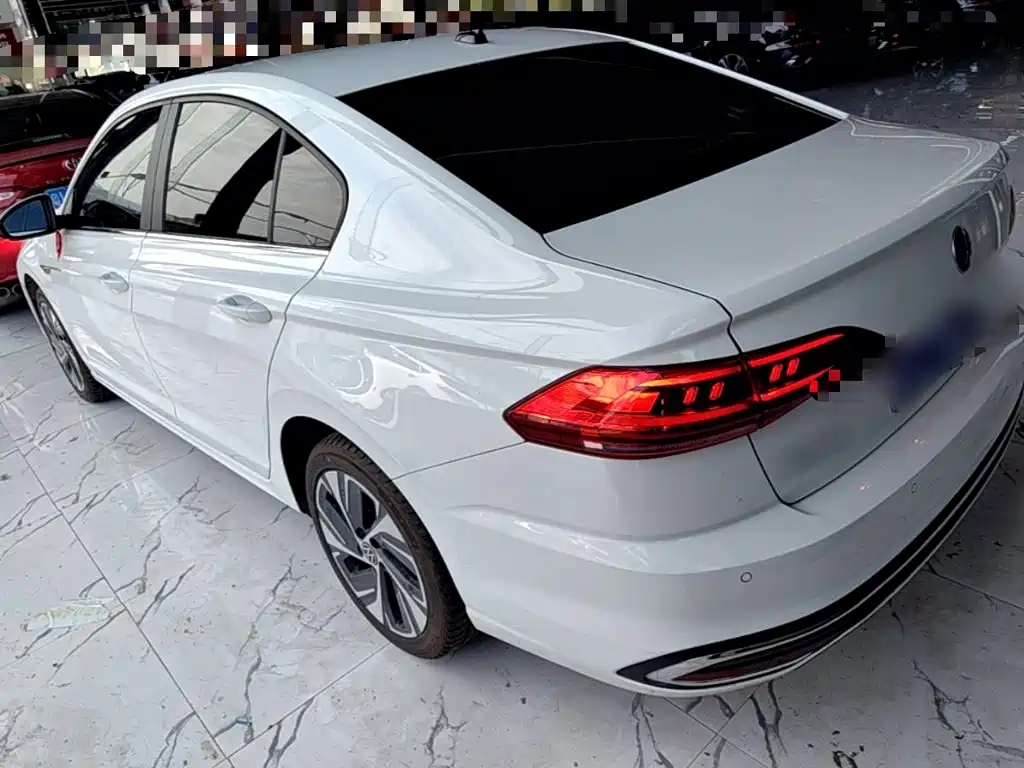 Volkswagen Bora — миниатюра 5