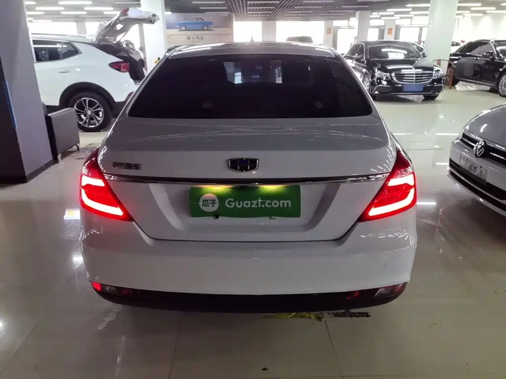 Geely Emgrand — миниатюра 6