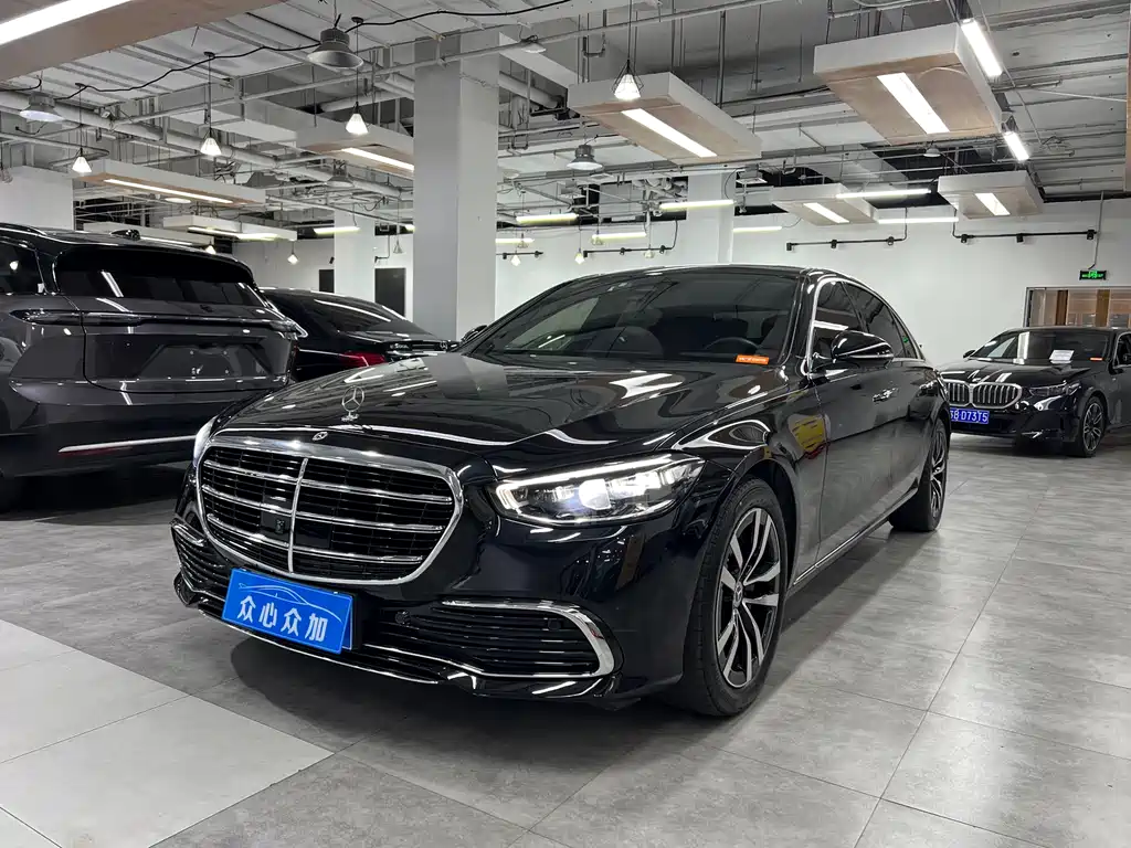 Mercedes-Benz S-Class 2024