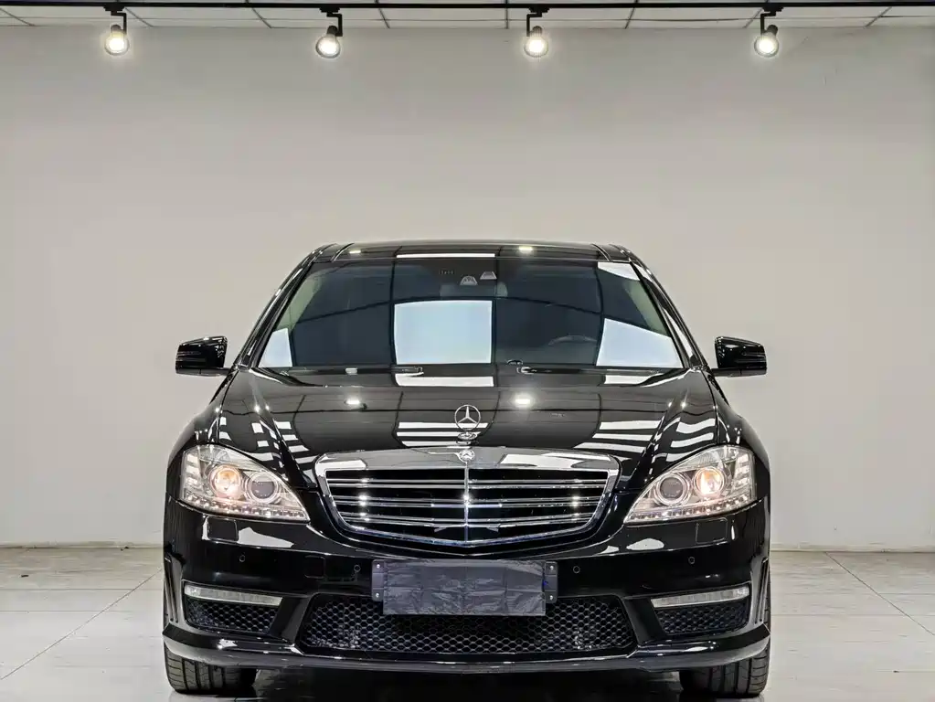 Mercedes-Benz S-Class AMG 2010