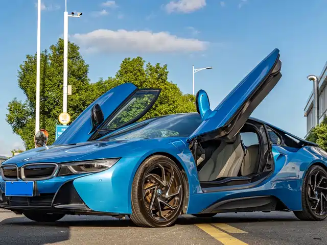 BMW  I8 2017