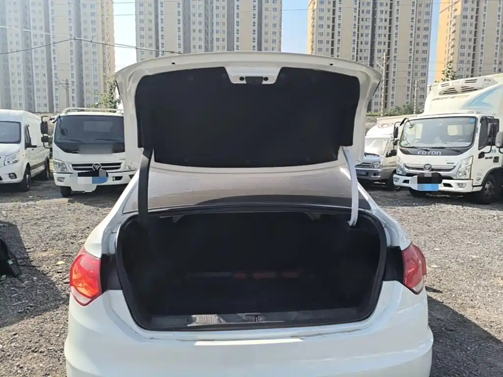 Citroen C4L — миниатюра 19