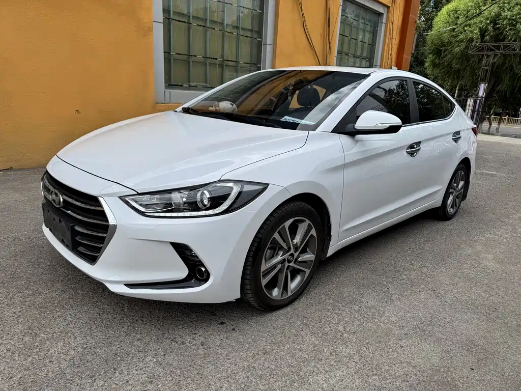 Hyundai Elantra 2018
