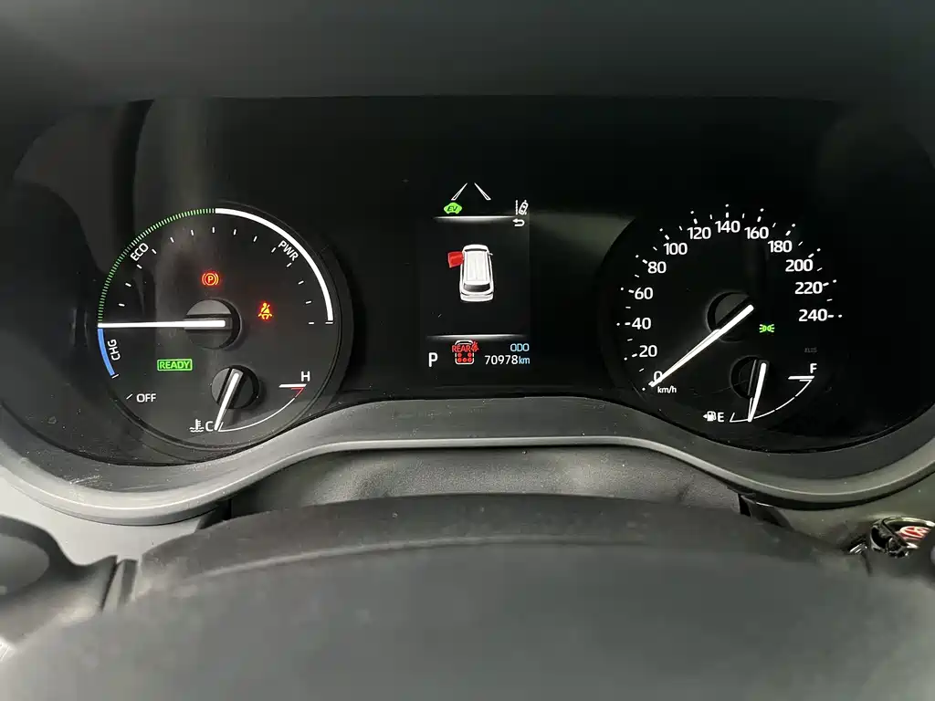 Toyota Granvia — миниатюра 12