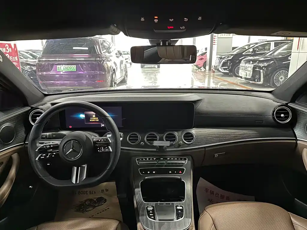 MERCEDES-BENZ E CLASS