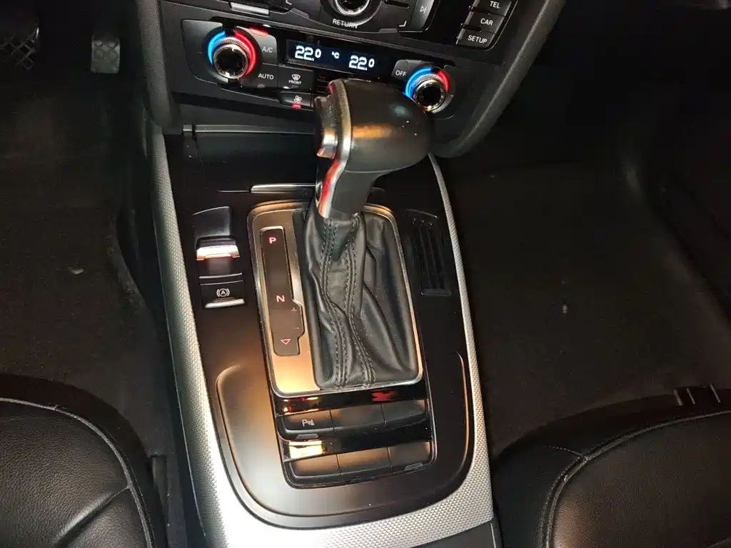 Audi A4L — миниатюра 7