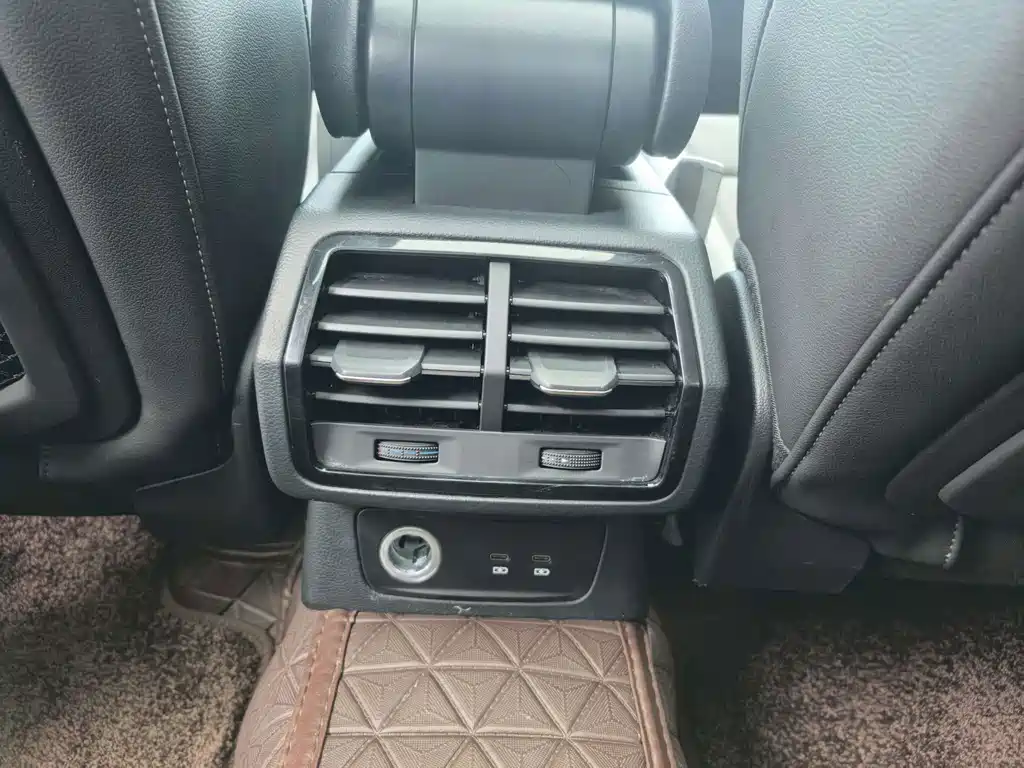 Audi Q3 — миниатюра 18