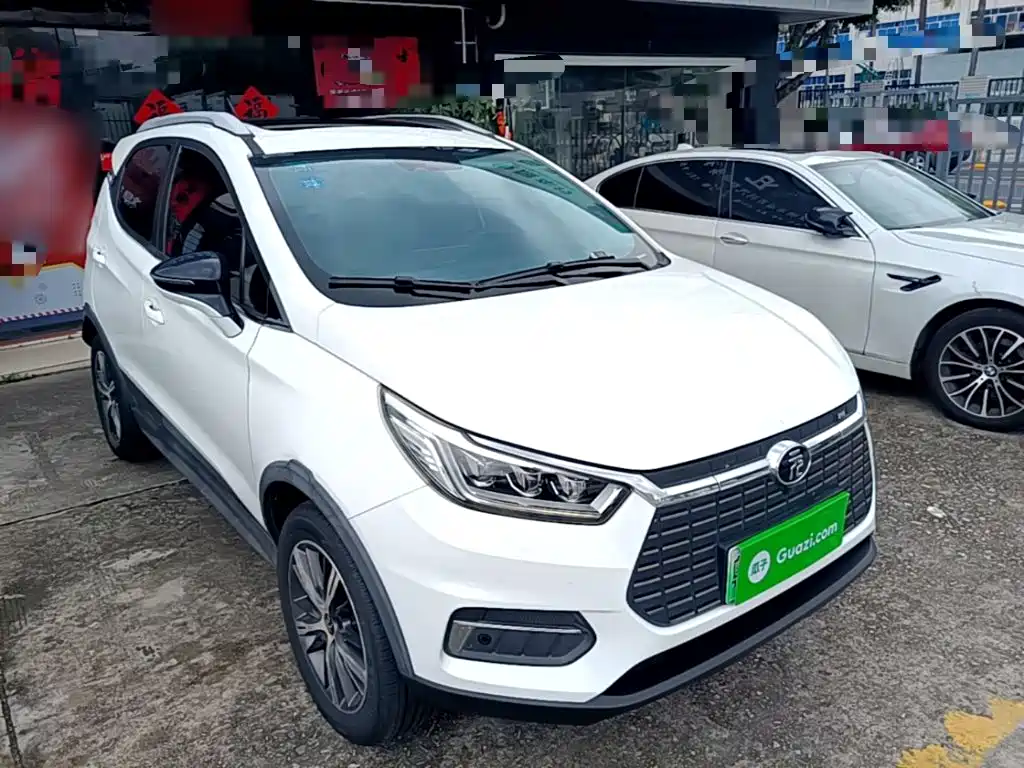BYD Yuan EV — миниатюра 4