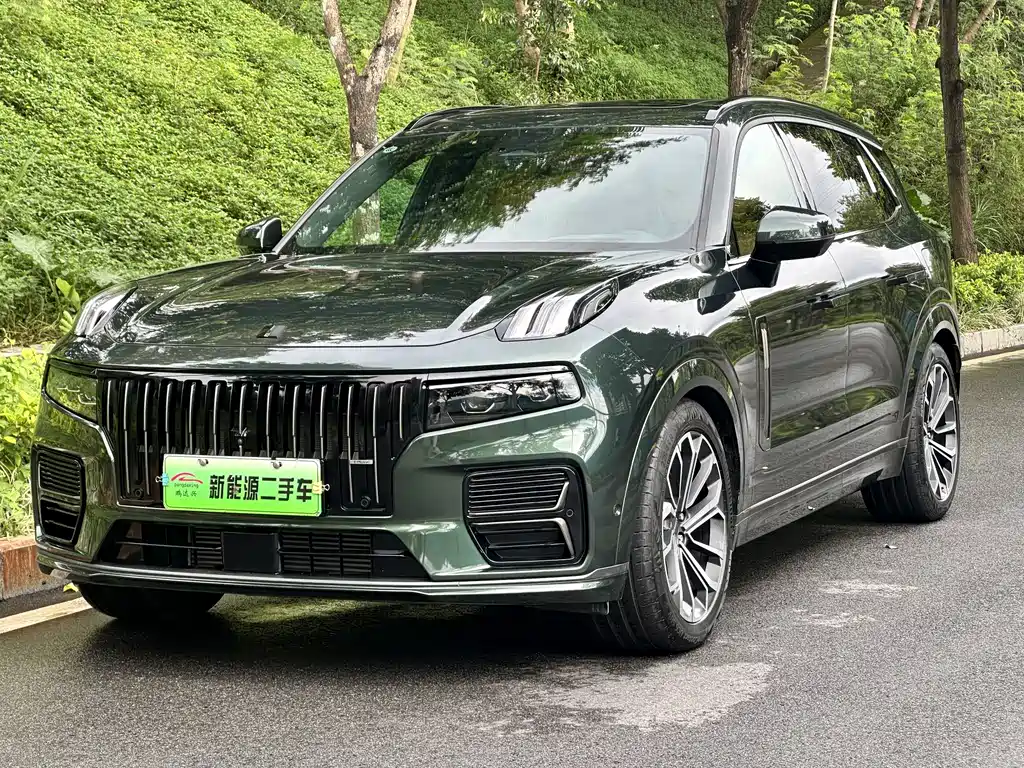 Lynk & Co 09 EM-P 2024