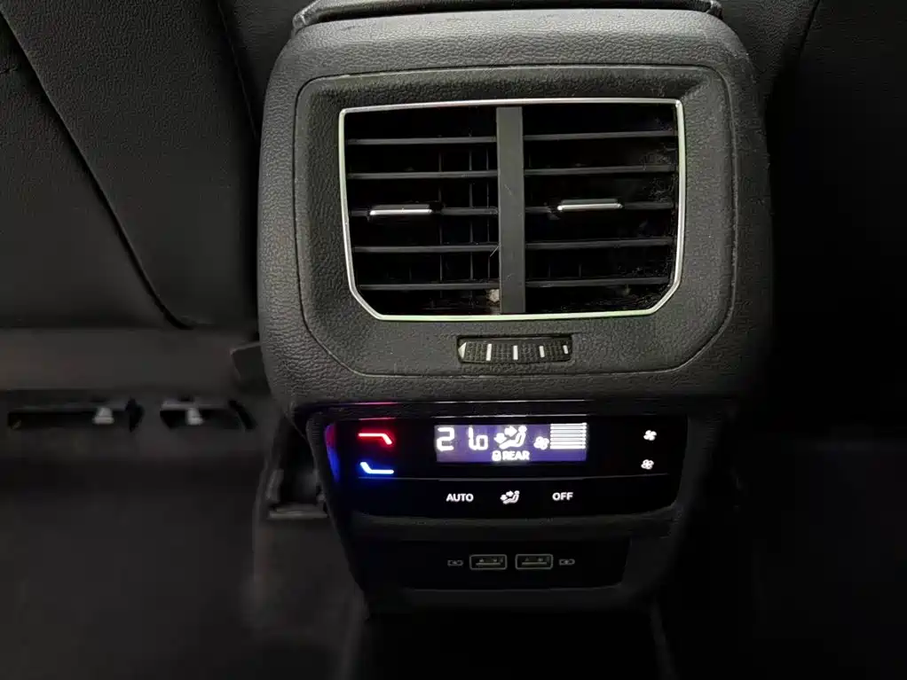 Volkswagen Tayron X 330TSI 2WD Premium Connected Edition, фото 16