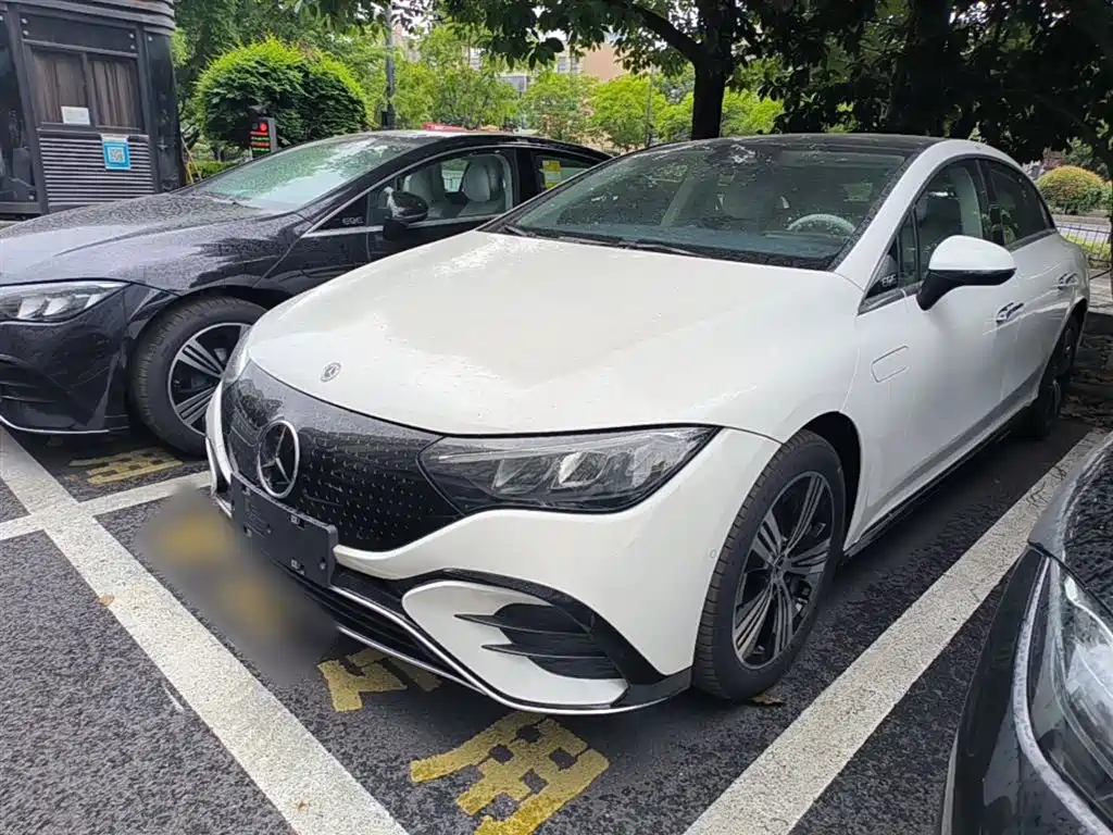 Mercedes-Benz EQE 2026