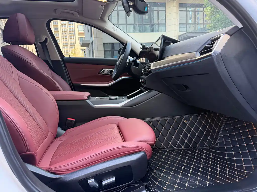 BMW 3 Series — миниатюра 10