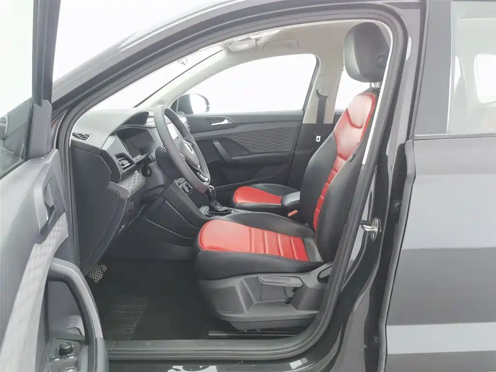Volkswagen Tharu 2021 280TSI