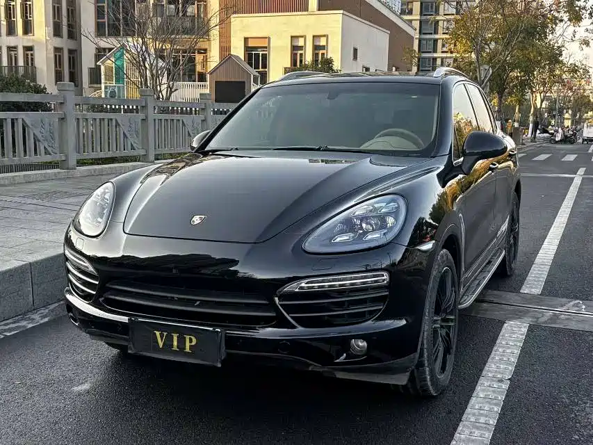 Porsche Cayenne 2012
