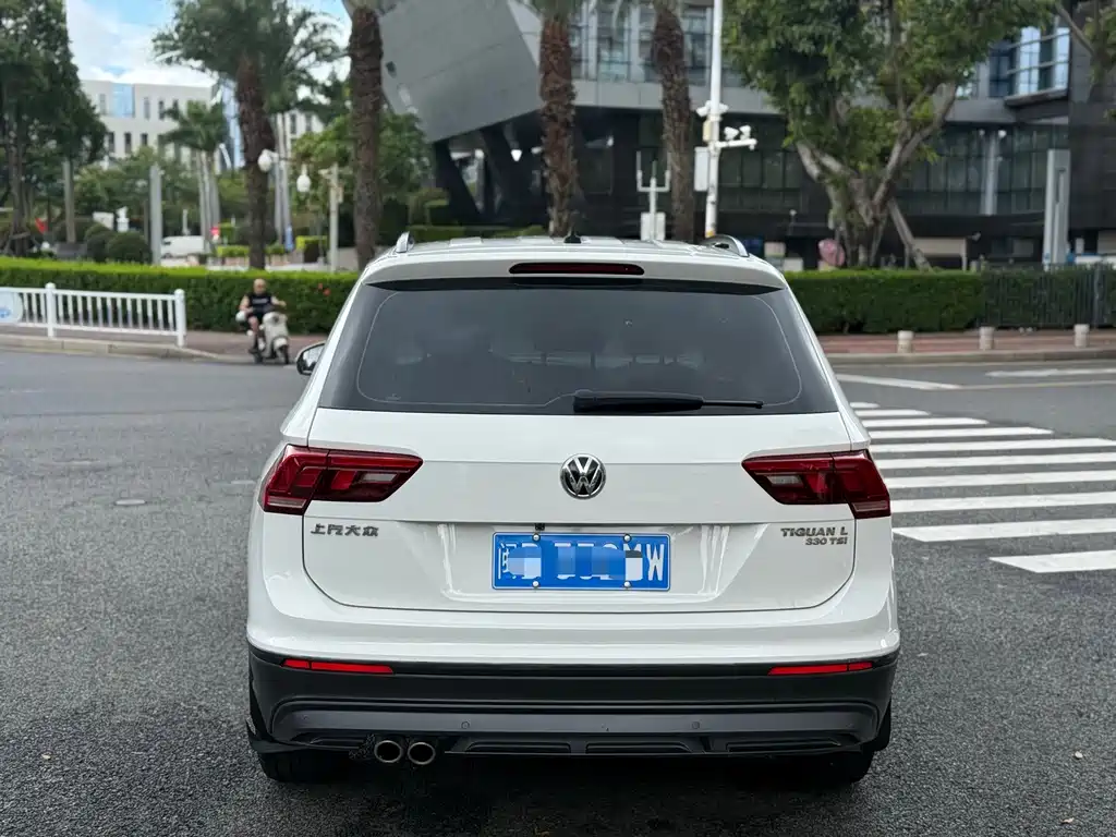 Volkswagen Tiguan L — миниатюра 8