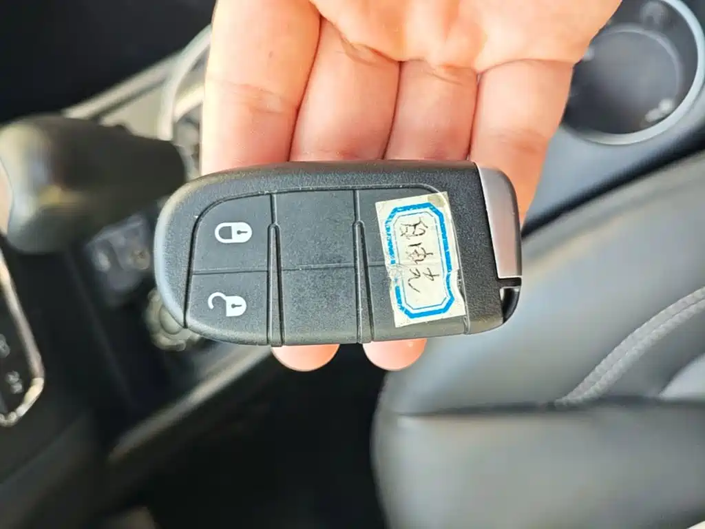 Jeep Cherokee — миниатюра 9