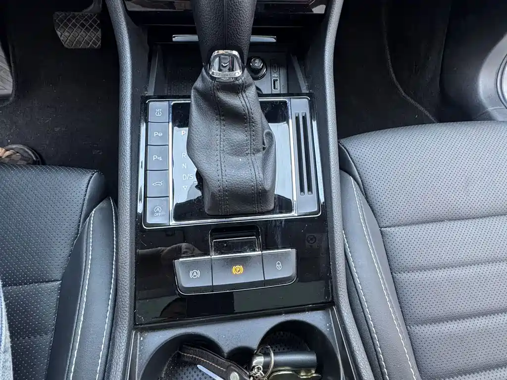 Skoda Superb — миниатюра 21