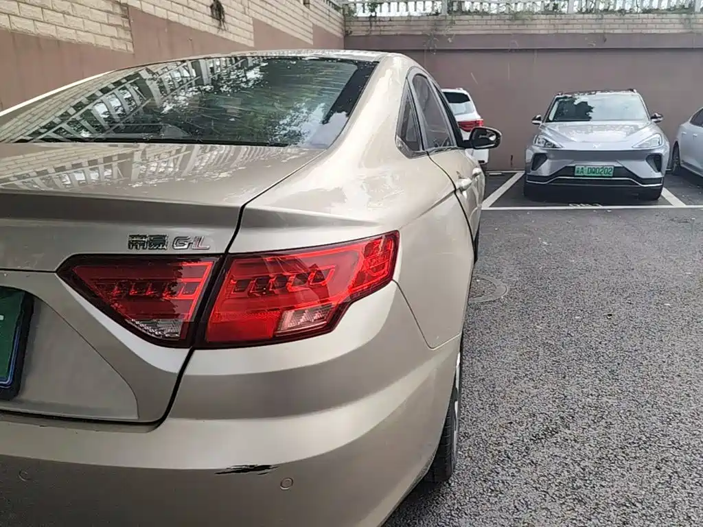Geely Emgrand GL — миниатюра 8