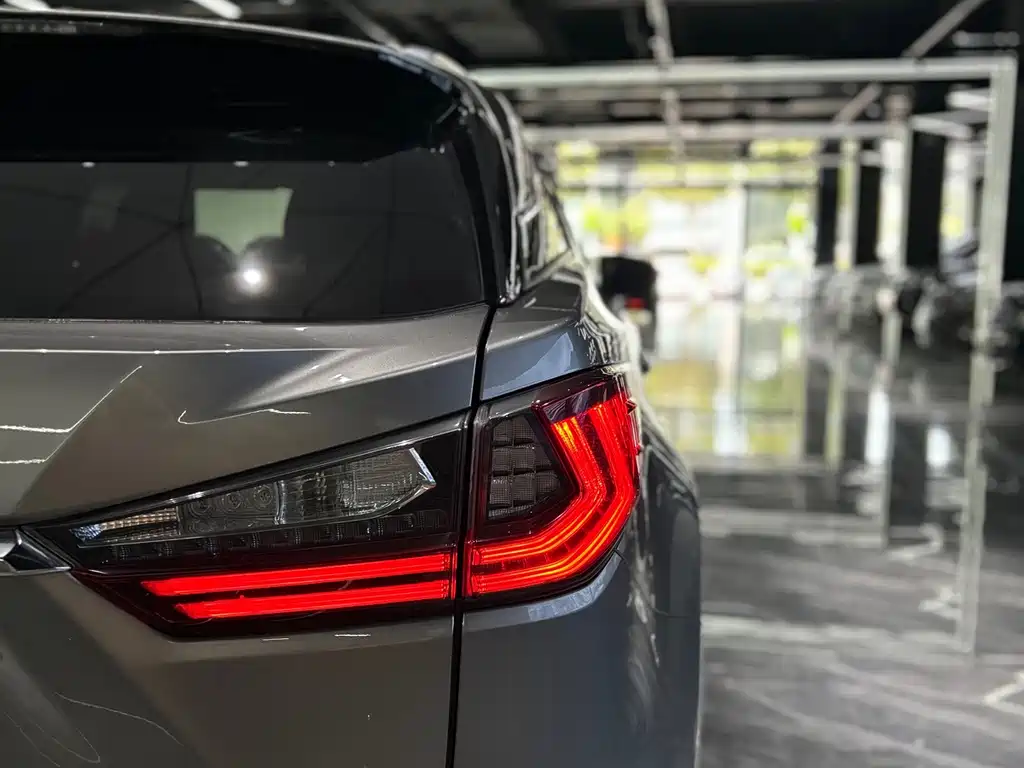 Lexus RX — миниатюра 39